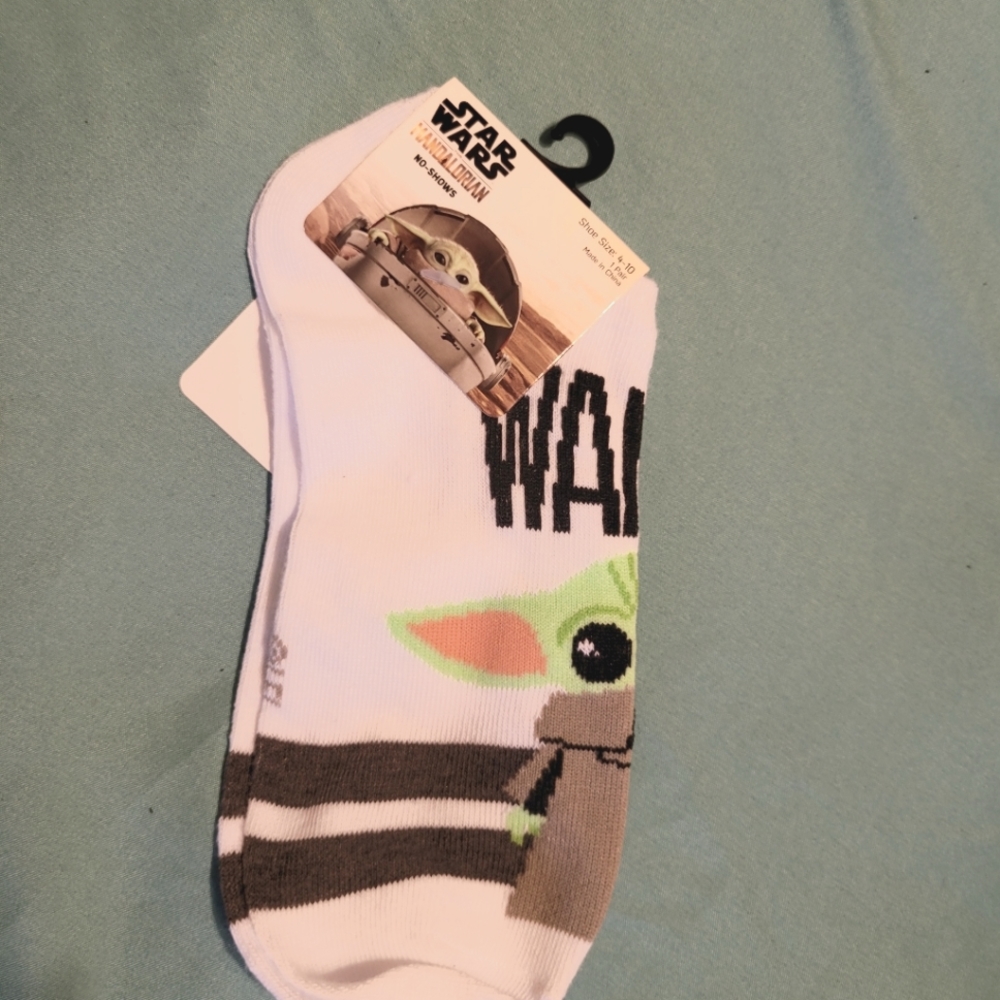 Baby Yoda socks
